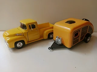 1955 Ford F100 pickup with camper trailer 1/24 model