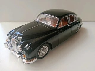 1959 jaguar mark ll 1/18 model car