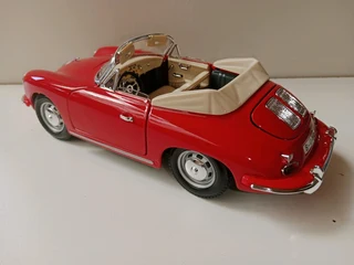 1961 Porsche 1/18 model car