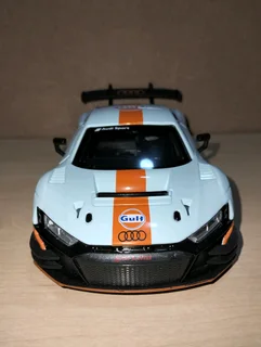 Audi R8 LMS GT3 1:24 model car