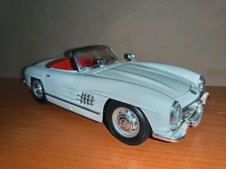 1:18 diecast model car Mercedes Benz 300SL