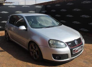 VOLKSWAGEN GOLF GTi 2.0T FSi DSG