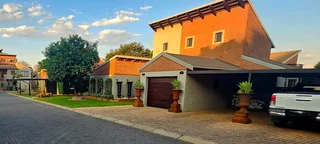 Elegant Secure Family Home For Sale