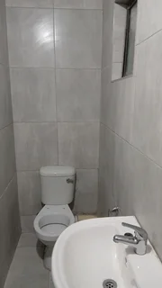 En-suite Room to Rent , Protea Glen