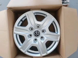 VW Amarok 2025 orignal 17inch rims set