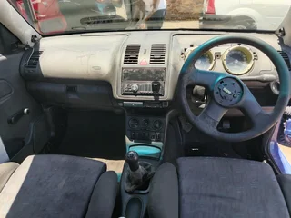 2002 Volkswagen Polo Sedan Sedan