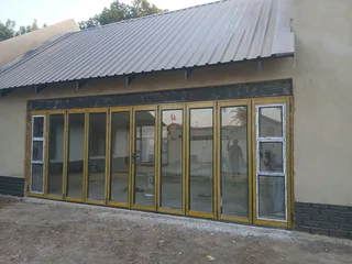 Best quality of aluminium doors and windows