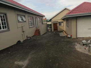 PROFESSIONAL PAINTERS