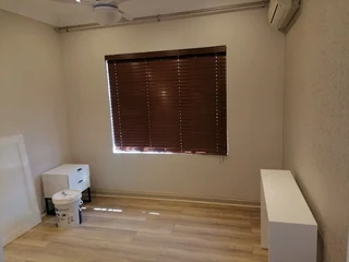 PROFESSIONAL PAINTERS