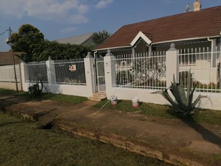 PROFESSIONAL PAINTERS