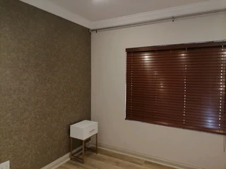 PROFESSIONAL PAINTERS