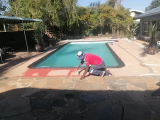 PROFESSIONAL PAINTERS