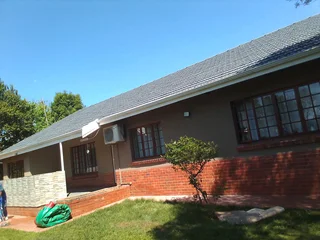 PROFESSIONAL PAINTERS