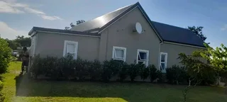 PROFESSIONAL PAINTERS