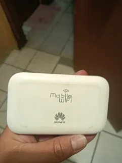 WiFi pocket router