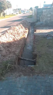 Building boundary walls and gates installation