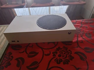 Xbox Series S 512gb White with Custom controller
