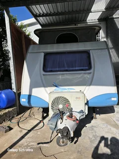 Pensioner perfect 2 berth caravan, full bathroom with shower, hit water geyser, microwave etc.