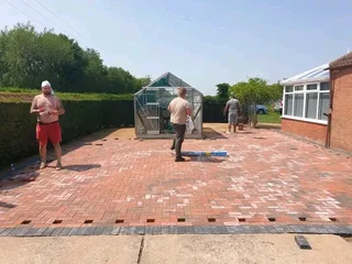 Paving R60 per Square labour 0813664446