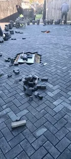 PAVING R60 per sq labour only 0813664446