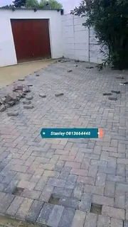 PAVING R50 per square Labour 0814231324