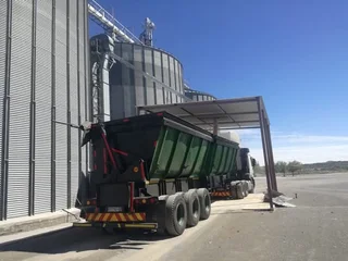 2013 - Ad posted by Thozamile Mpetshwa