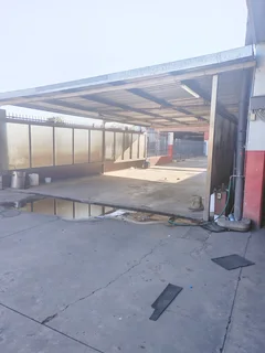 Busy carwash in a mall for sale