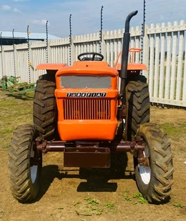 LOW PRICED TRACTOR