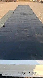 FULLY REFURBISHED TRIAXLE TRAILER