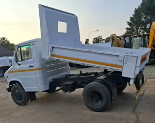 CHEAP TIPPER TRUCK