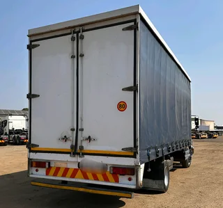 COMMON PRICE ON THIS CURTAINSIDE