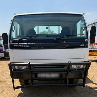 Nissan Ud 35 With New Dropsides