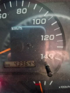 NISSAN UD TAGAXLE ROLLBACK