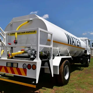 REASONABLY PRICED WATER TANKER