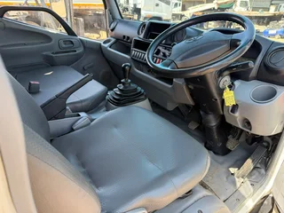 VERY CLEAN TOYOTA DYNA