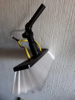 Window &amp; Solar Panel Cleaning System