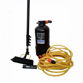 Water Fed Pole Cleaning Kit