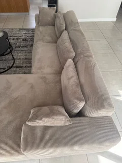 Couch - Ad posted by Lathi-tha Mbalentle