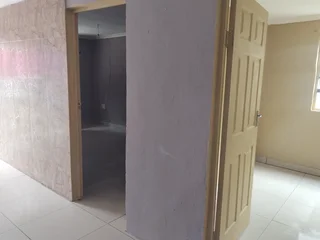 Owner relocating House for sale in crossmoor business opportunity for a investor