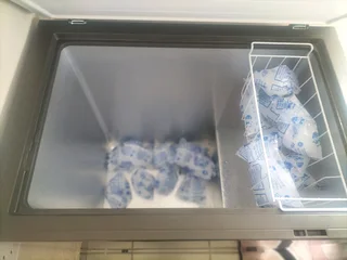 Hisense freezer 195 liter gray 3 months old