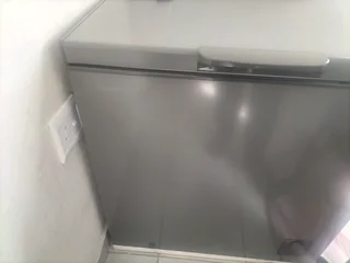 Hisense freezer 195 liter gray 3 months old