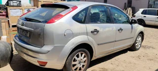 SELLING A SET OF FORD FOCUS 15 INCH RIMS WITH GOOD TYRES