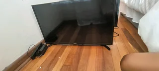 Selling 4x 32&#39; tv R1300 each