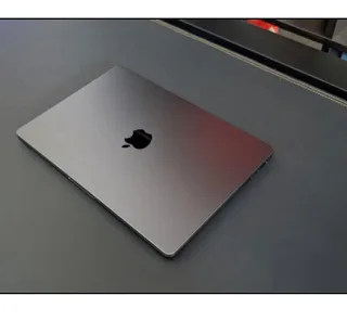 Apple MacBook Pro