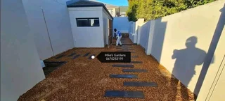 SUPPLY DELIVERY N INSTALLATION OF INSTANT ROLL ON LAWN AND GARDEN PEBBLES STONES AND COMPOST