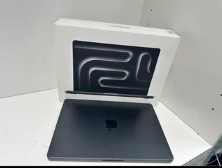 Macbook pro  M4 16gb ram 512gb ssd