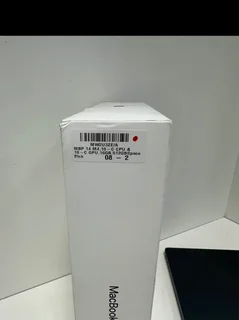 Macbook pro  M4 16gb ram 512gb ssd