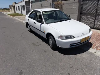 2000 Honda Ballade Sedan for sale R35000 negotiable