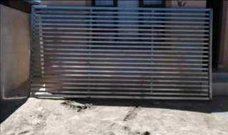 Steel driveway gates and fencing