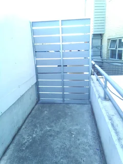 Nutec gates and cladding for privacy